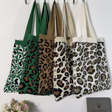 Women'S Vintage Style Leopard Knit Shopping bags's discount tags