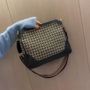 Unisex Small All Seasons Pu Leather Color Block Fashion Shell Zipper Crossbody Bagpicture49