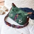 WomenS Medium All Seasons Pu Leather Flower Ethnic Style Emoroidery Square Zipper Crossbody Bagpicture10