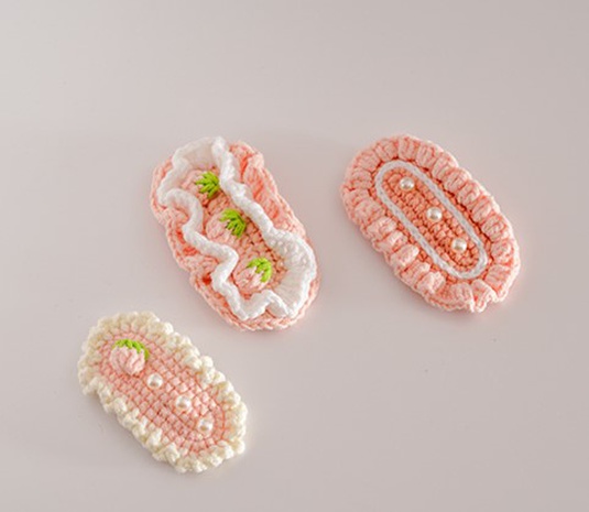Cute Strawberry yarn Hair Clip's discount tags