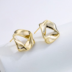 Fashion Triangle Copper Gold Plated Ear Studs 1 Pair