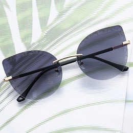 Fashion Geometric Pc Butterfly Frame Frameless Womens Sunglassespicture8
