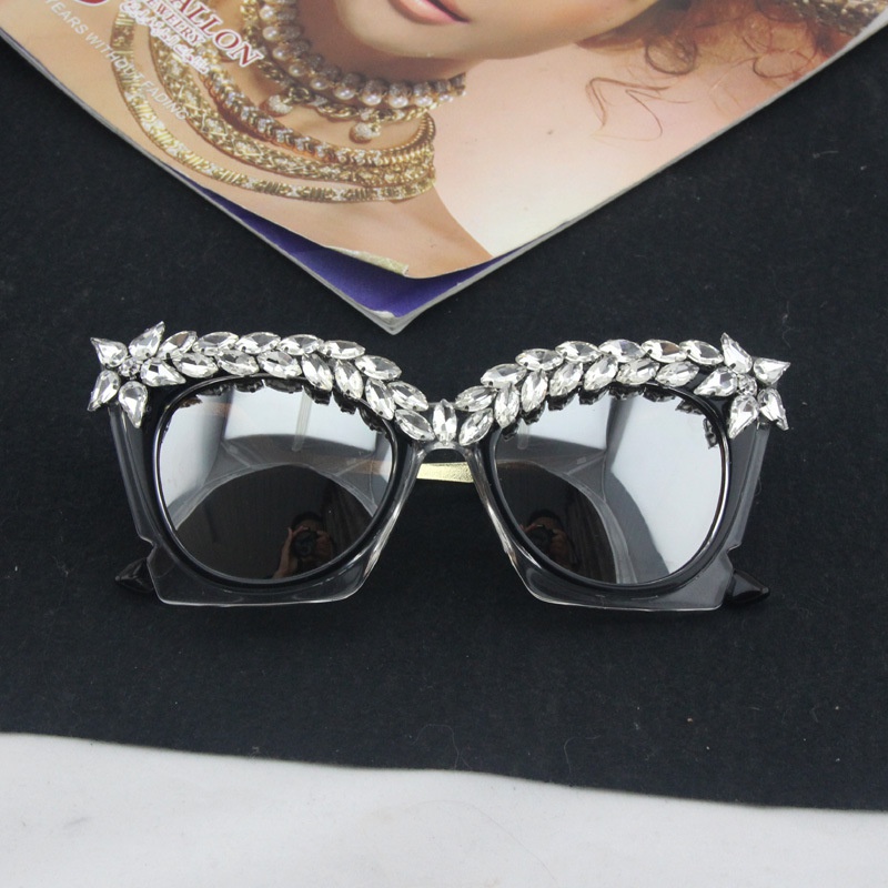 Fashion Solid Color Resin Cat Eye Diamond Full Frame Womens Sunglasses