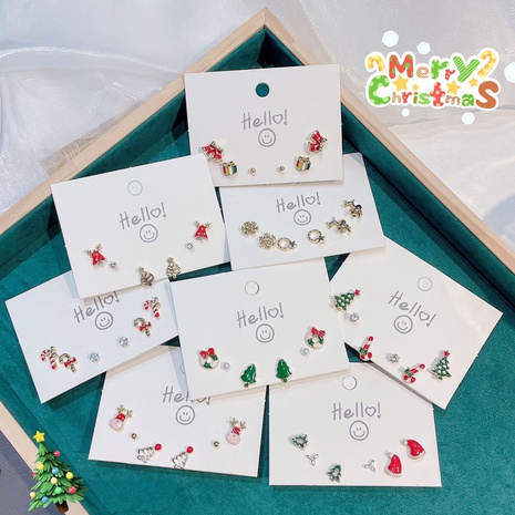 Fashion Christmas Hat Christmas Tree Gift Box Alloy Plating Inlay Rhinestones Pearl Women'S Ear Studs 1 Set's discount tags