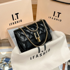Women'S Small All Seasons Pu Leather Lingge Fashion Square Lock clasp Crossbody Bag
