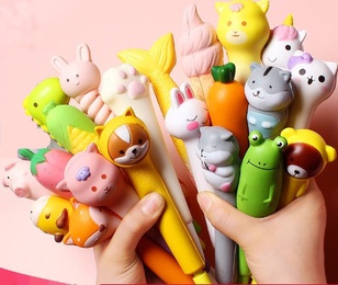 Cute Creative Stationery Student School Supplies Decompression Gel Pen 1 PCSpicture1