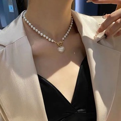 Fashion Geometric Heart Shape Imitation Pearl Copper Pendant Necklace