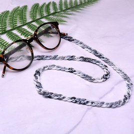 Retro Multicolor Arylic Glasses Chainpicture20