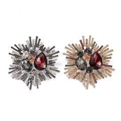 Retro Water Droplets Flower Alloy Inlay Rhinestones Unisex Brooches