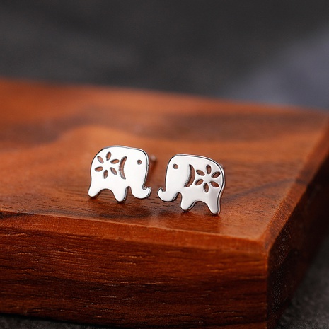 Fashion Flower Elephant Copper Plating Hollow Out Ear Studs 1 Pair's discount tags