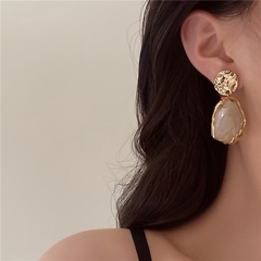 Fashion Irregular Geometric Alloy Inlay Artificial Gemstones Women'S Drop Earrings 1 Pair