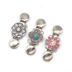Fashion Flower Alloy Plating Inlay Turquoise Crystal Women'S Sweater Clip 1 Piece