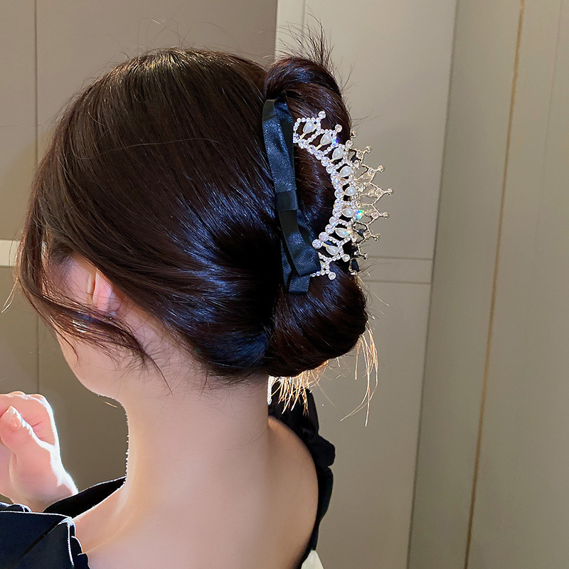 Luxurious Crown Alloy Inlay Rhinestones Pearl Hair Clip 1 Piece2