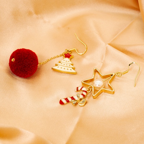 Cute Pentagram Christmas Tree Alloy Asymmetrical Pearl Women'S Drop Earrings 1 Pair's discount tags