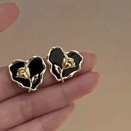 Retro Heart Shape Alloy Artificial Gemstones WomenS Earrings 1 Pairpicture15