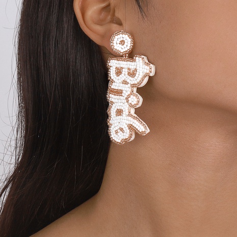Vintage Style Geometric Letter Beaded Women'S Drop Earrings 1 Pair's discount tags