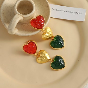 Mid-Ancient Love Heart Earrings Women's High-Grade Personalized Palace Style Stud Earrings 925 Silver Needle Temperament Vintage Vintage Earrings—1
