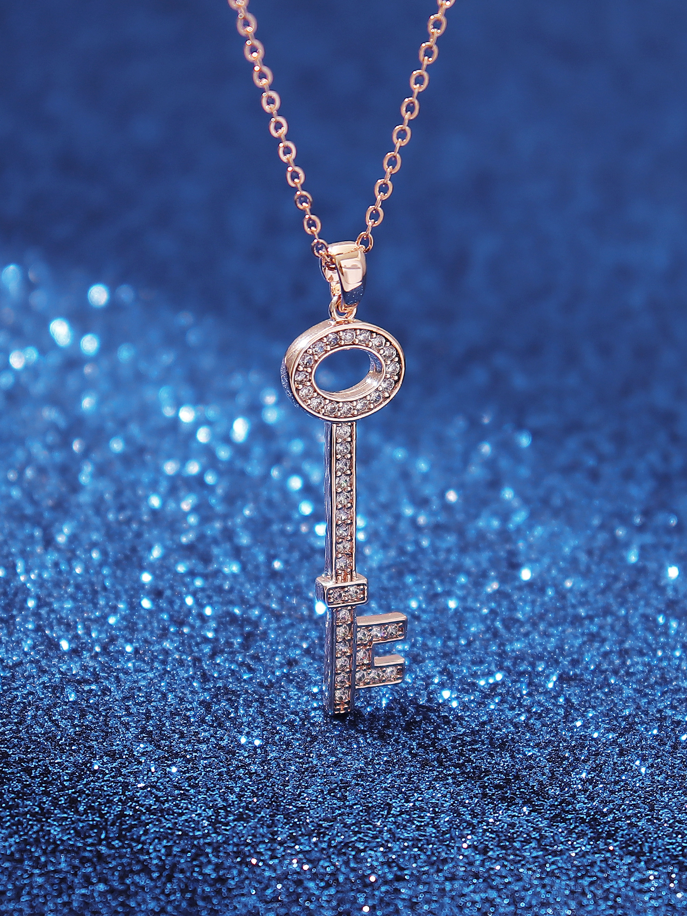 Lock & Key Shape Pendant Necklace Inlaid Shiny Zircon Punk Style