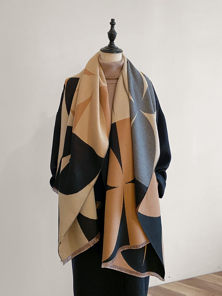 nihaojewelry Wholesale Women's Elegant Geometric Imitation Cashmere Winter Scarves